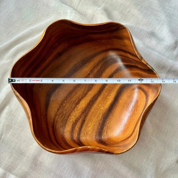 Vintage Extra Large Hexagon Scalloped Edge Carved Wooden Bowl - Picture 8 of 14